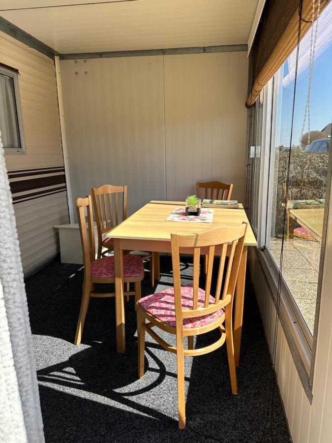 Belt-Schutsloot Gezellige Stacaravan Met Groot, Zonnig Terras! מראה חיצוני תמונה