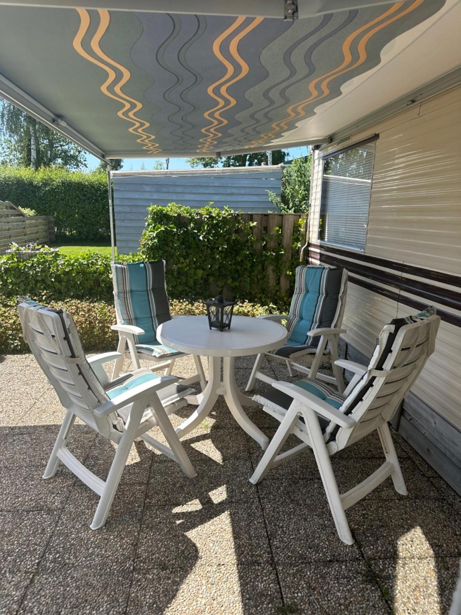 Belt-Schutsloot Gezellige Stacaravan Met Groot, Zonnig Terras! מראה חיצוני תמונה